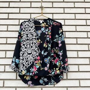 Yumi Kim Silk Floral Wrap Blouse Two-Tone Black Boho Romantic Surplice Top M